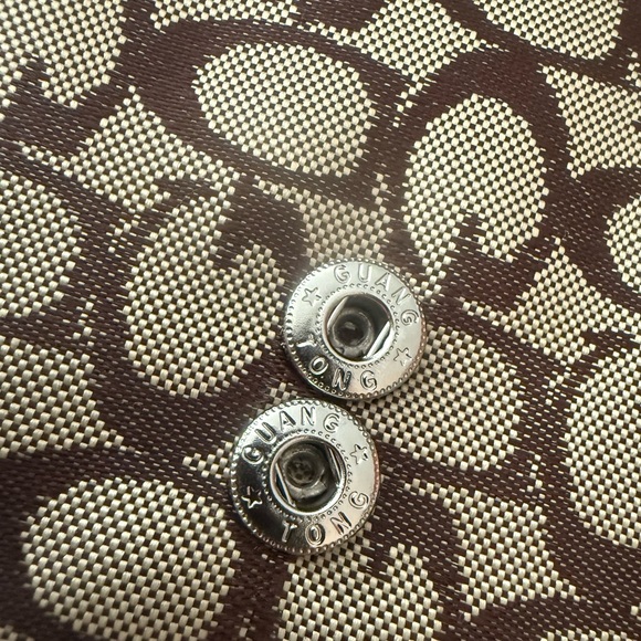 Stylish Patchwork Wallet with Metallic Accents💎 - Picture 4 of 8